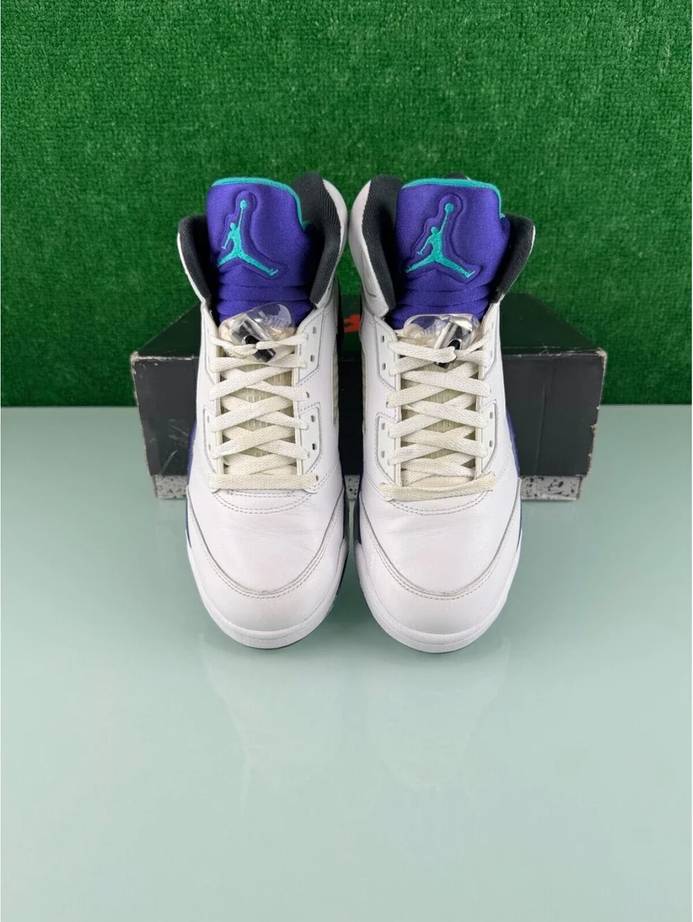 Size 8.5 - Air Jordan 5 Retro 2025 Grape